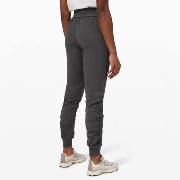 Lululemon Beyond the Studio Jogger Graphite Grey - Picture 2 of 11